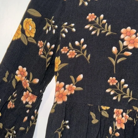 ALTAR’D STATE YELLOW FLORAL BLACK DRESS 🌼 Long Flare Sleeves and Empire Waist - Picture 9 of 10